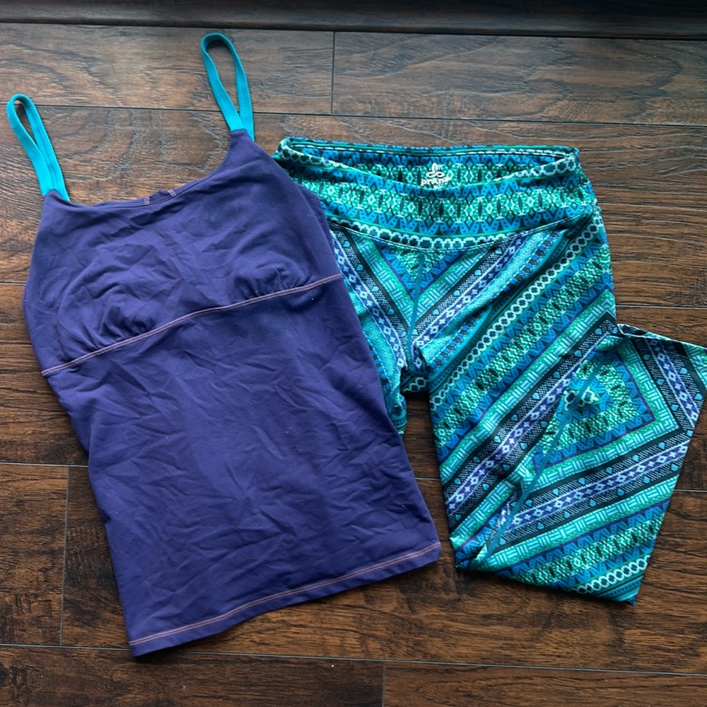Prana yoga leggings and matching top, size M